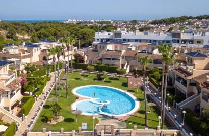 Ático de 72m² en Mil Palmeras, Spain No. 2977