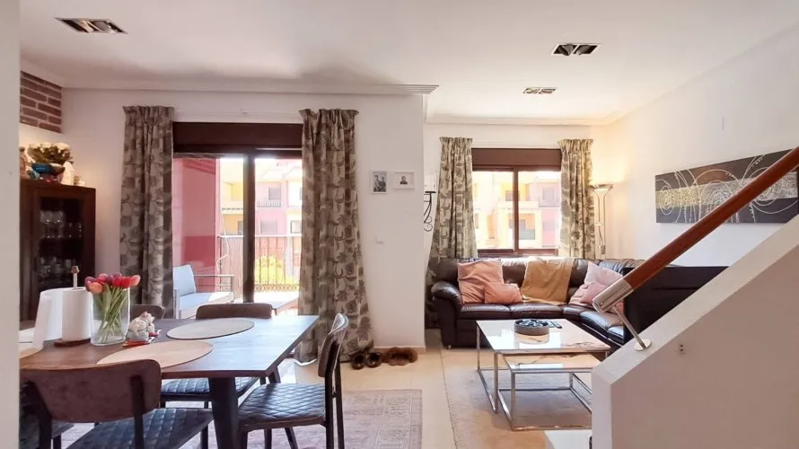 Apartamento de 2 dormitorios en La Zenia, Spain No. 3018