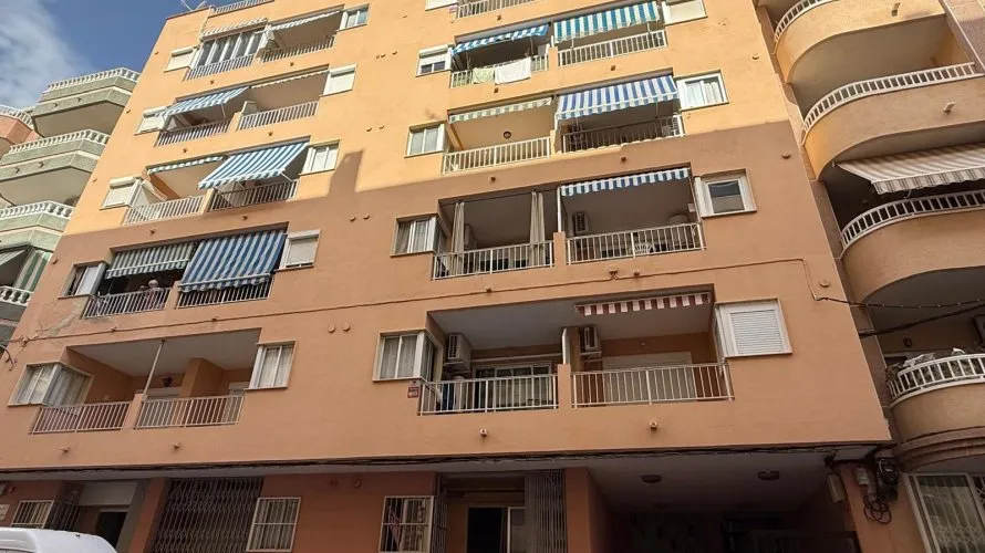 Apartamento de 1 dormitorio en Torrevieja, Spain No. 3040 № 23