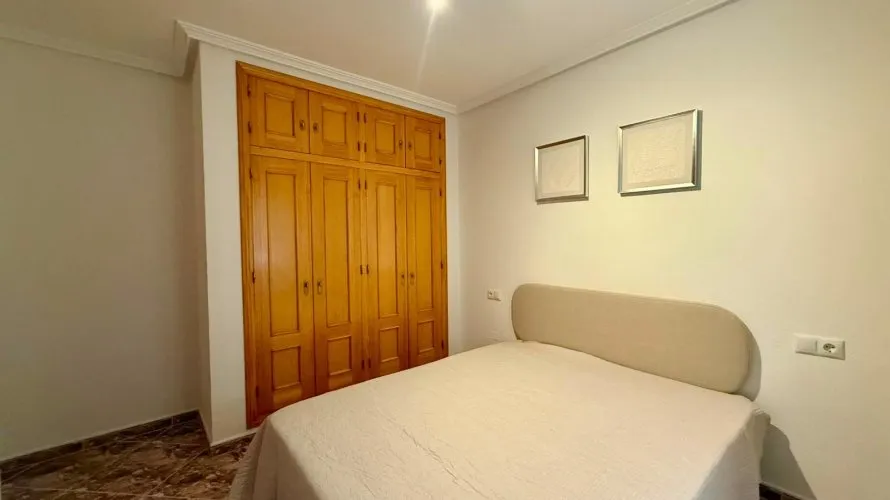 Apartamento de 2 dormitorios en Torrevieja, Spain No. 2944 № 5