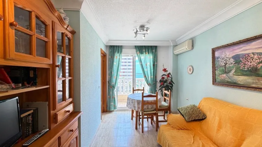 Apartamento de 2 dormitorios en Torrevieja, Spain No. 2973 № 20