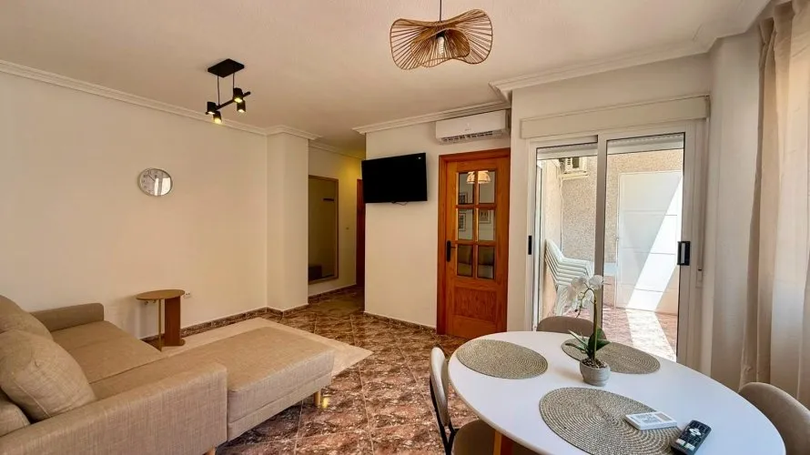 Apartamento de 2 dormitorios en Torrevieja, Spain No. 2944 № 24