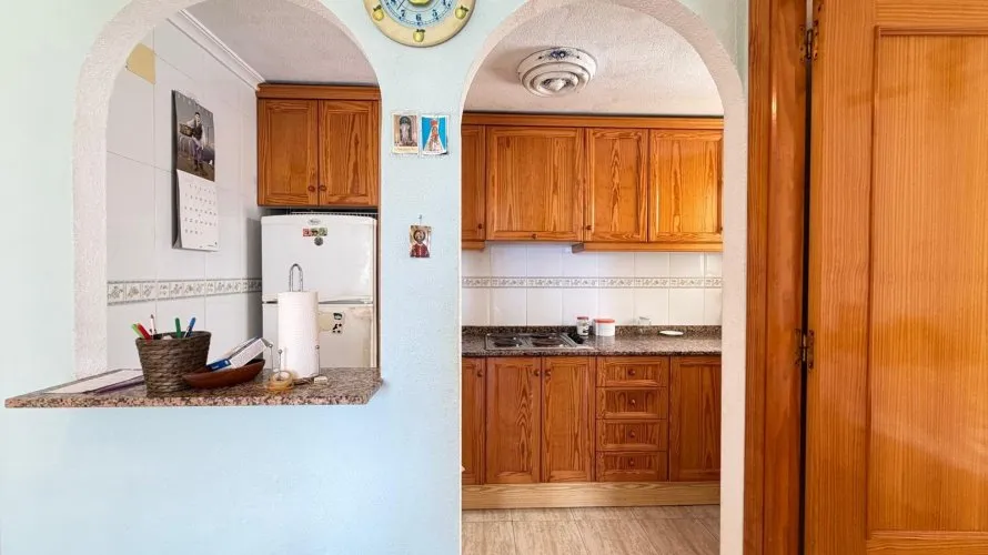 Apartamento de 2 dormitorios en Torrevieja, Spain No. 2973 № 7