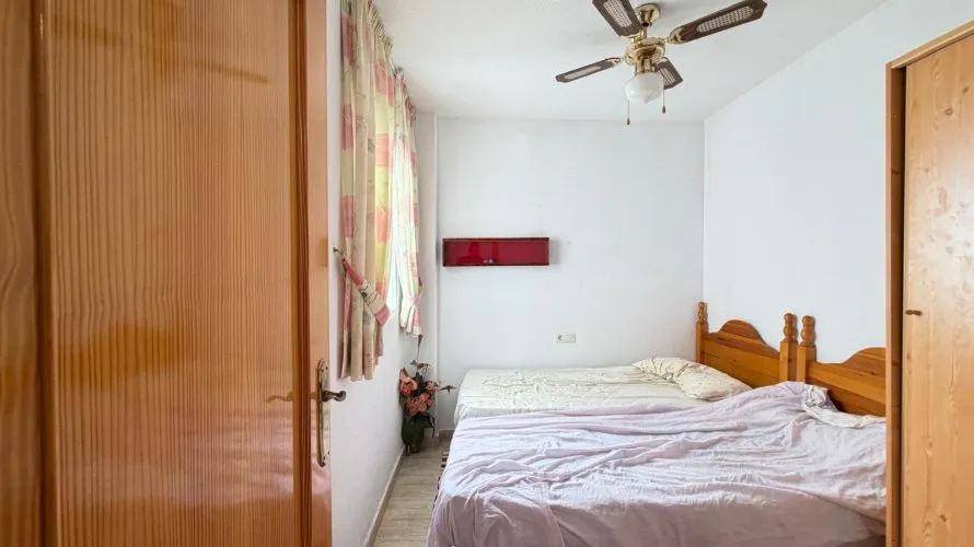 Apartamento de 2 dormitorios en Torrevieja, Spain No. 2973 № 2