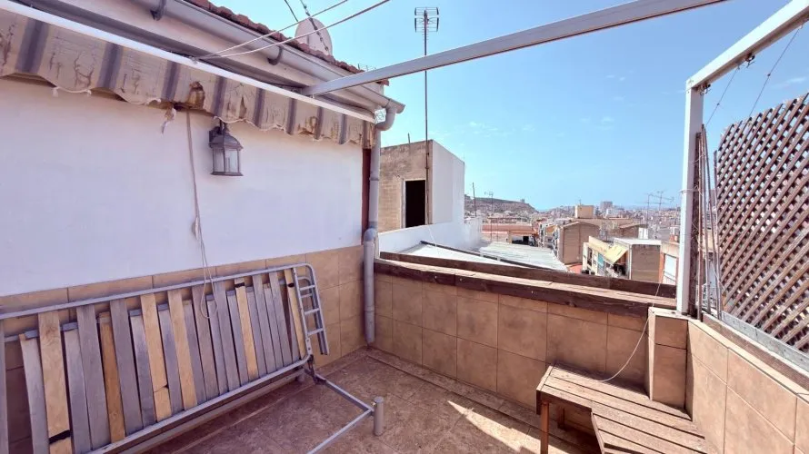 Apartamento de 2 dormitorios en Alicante, Spain No. 3005 № 3