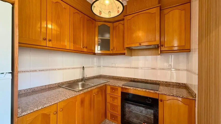 Apartamento de 2 dormitorios en Torrevieja, Spain No. 2944 № 4