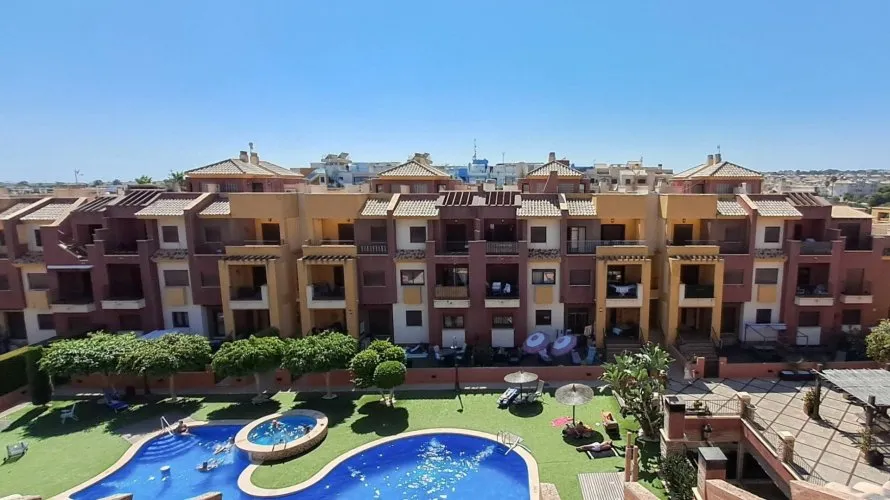 Apartamento de 2 dormitorios en La Zenia, Spain No. 3018 № 15