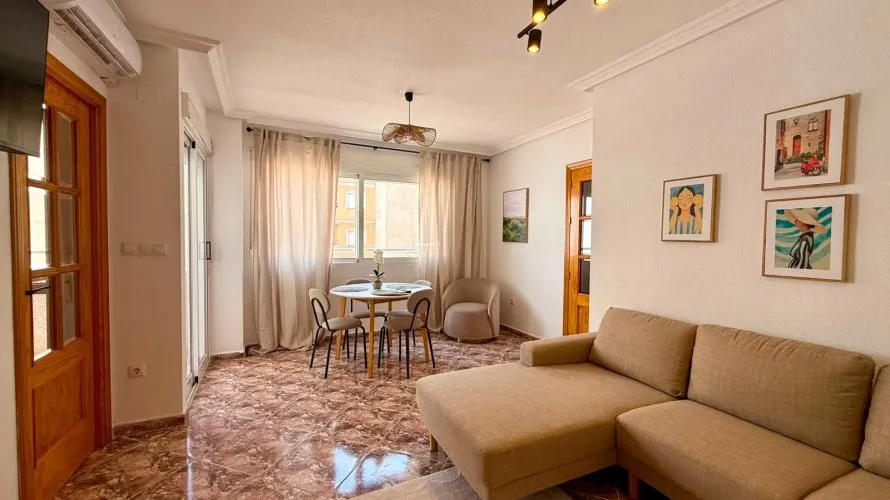 Apartamento de 2 dormitorios en Torrevieja, Spain No. 2944 № 19