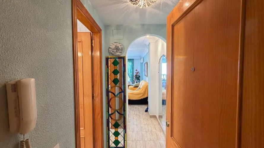 Apartamento de 2 dormitorios en Torrevieja, Spain No. 2973 № 27