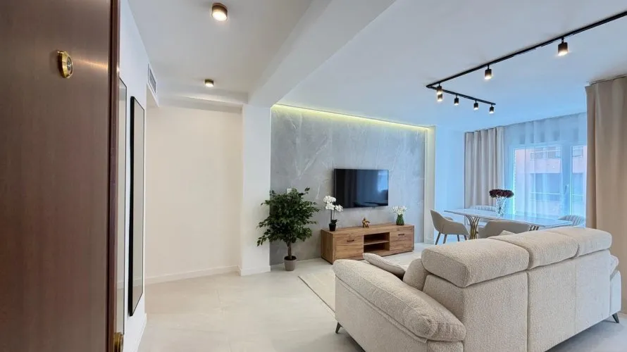 Apartamento de 4 dormitorios en Torrevieja, Spain No. 3046
