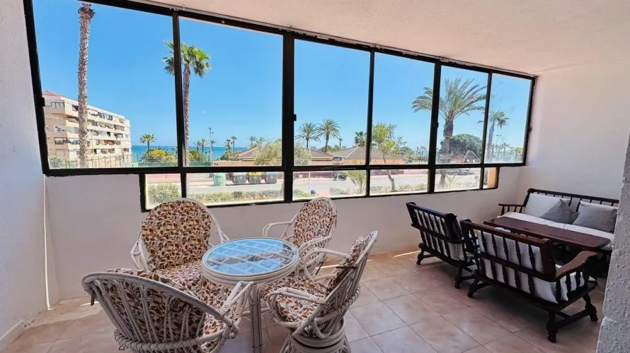 Apartamento de 80m² en Torrevieja, Spain No. 3008 № 3