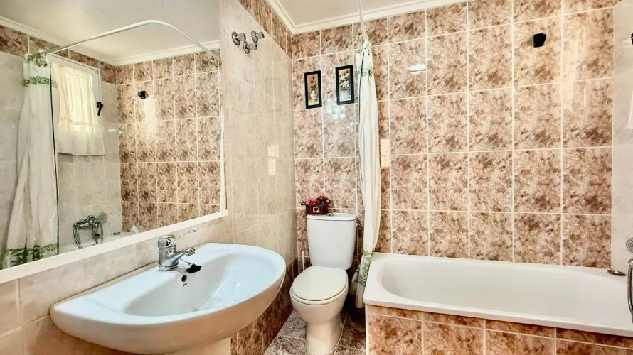 Apartamento de 2 dormitorios en Torrevieja, Spain No. 3068 № 11