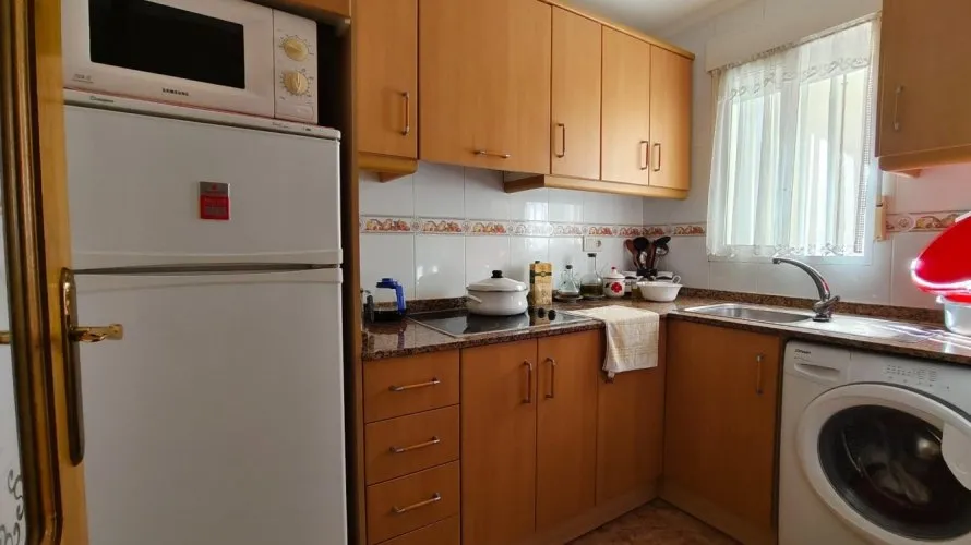 Apartamento de 2 dormitorios en Torrevieja, Spain No. 3293 № 21
