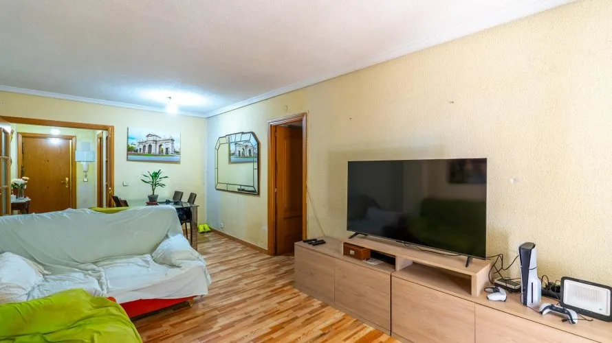 Apartamento de 3 dormitorios en Alcorcón, Spain No. 3089 № 17