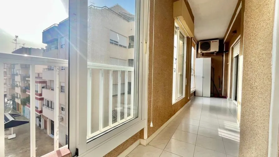 Apartamento de 3 dormitorios en Torrevieja, Spain No. 3177 № 24