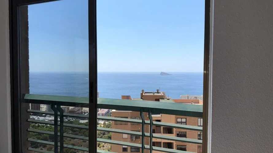 Apartamento de 3 dormitorios en Benidorm, Spain No. 3224 № 24