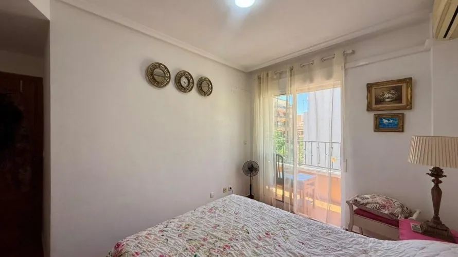 Apartamento de 1 dormitorio en Torrevieja, Spain No. 3289 № 8