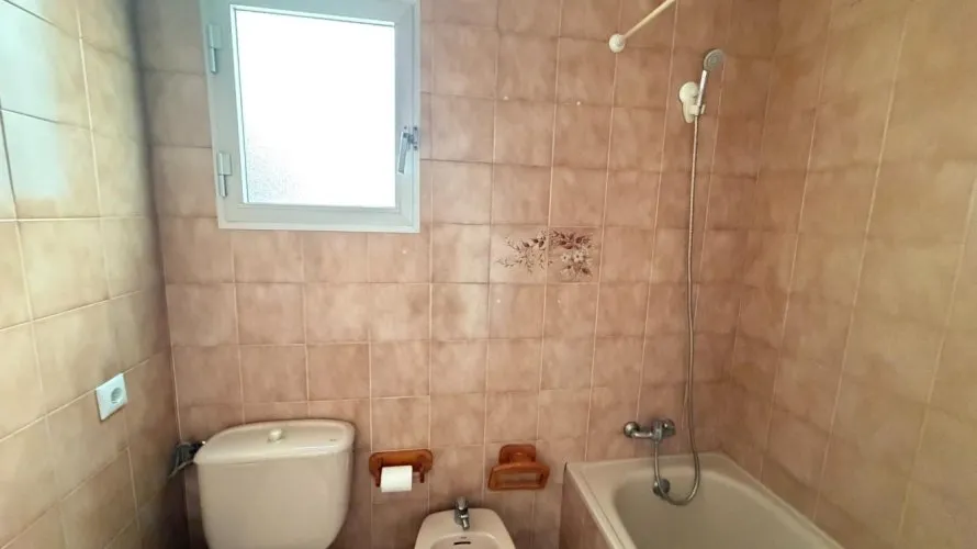Apartamento de 3 dormitorios en Alicante, Spain No. 3250 № 16