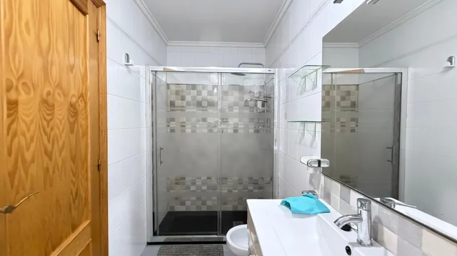 Apartamento de 2 dormitorios en Torrevieja, Spain No. 3200 № 10