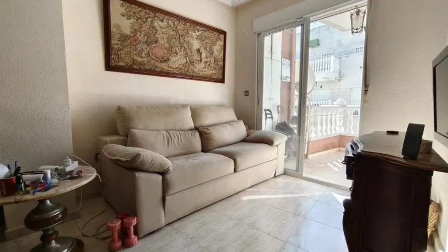 Apartamento de 3 dormitorios en Torrevieja, Spain No. 3292 № 1