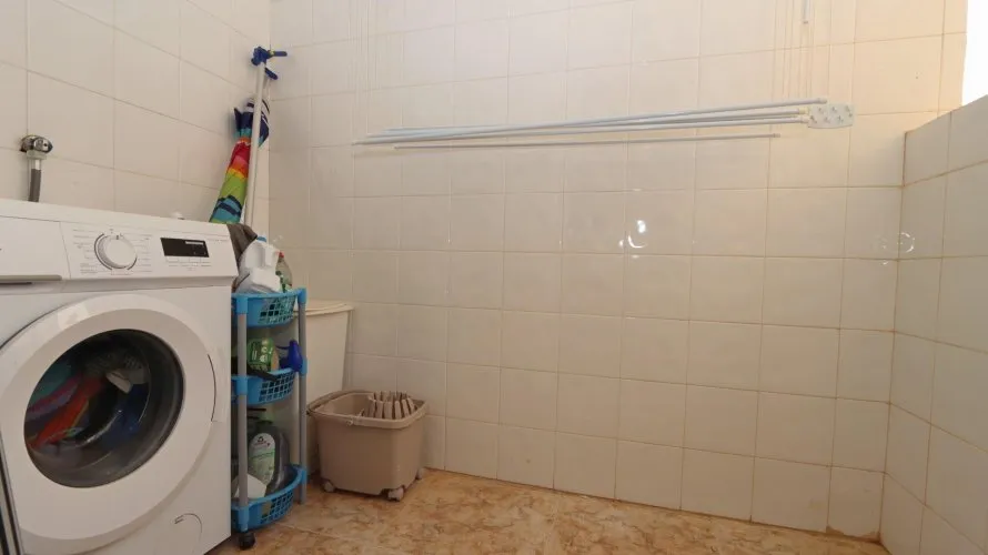Apartamento de 1 dormitorio en Alicante, Spain No. 3091 № 3