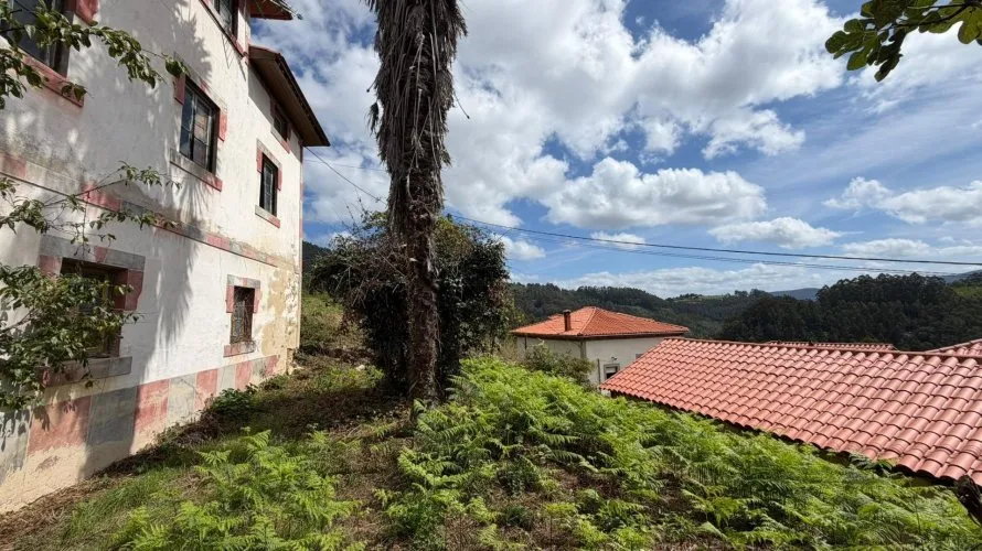 Сasa de 5 dormitorios en Salas, Spain No. 3204 № 26