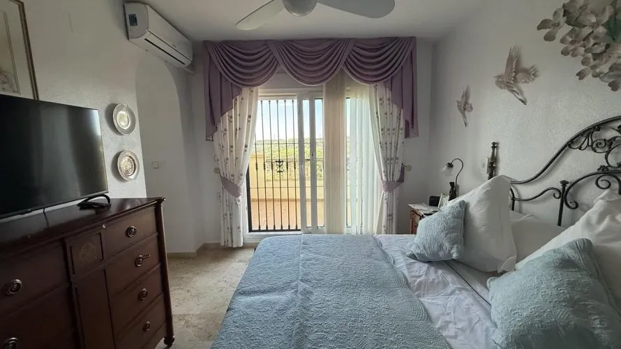 Villa de 220m² en Alicante, Spain No. 3278 № 9