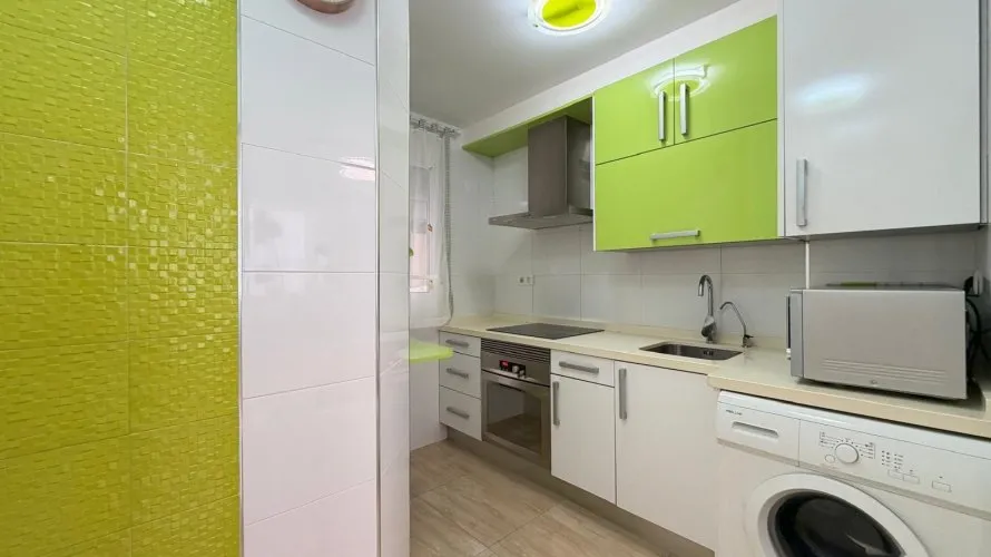 Apartamento de 2 dormitorios en Torrevieja, Spain No. 3183 № 3