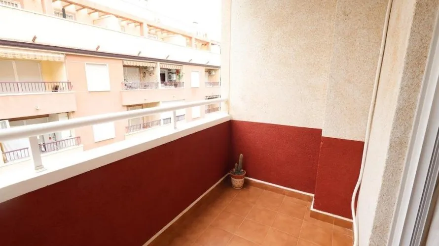 Apartamento de 2 dormitorios en Torrevieja, Spain No. 3176 № 7