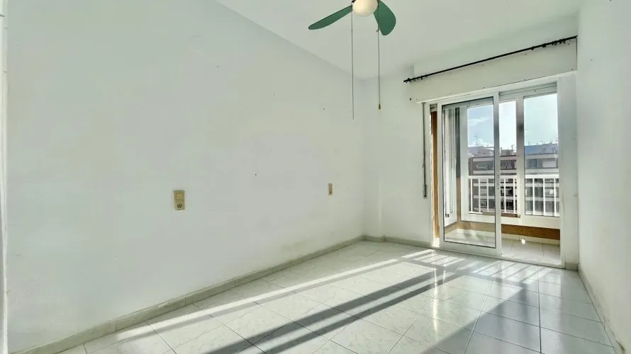 Apartamento de 3 dormitorios en Torrevieja, Spain No. 3177 № 18
