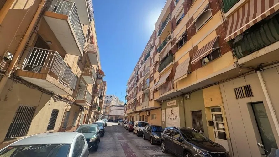 Apartamento de 2 dormitorios en Puerto De Sagunto, Spain No. 3192