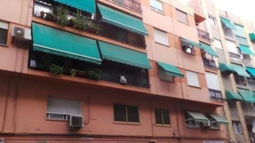 Apartamento de 2 dormitorios en Alicante, Spain No. 3172 № 2