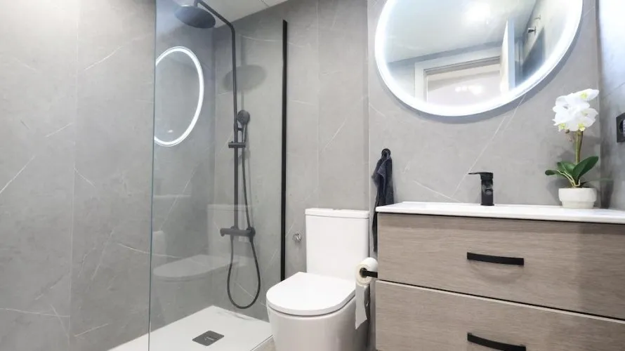 Apartamento de 2 dormitorios en Alicante, Spain No. 3090