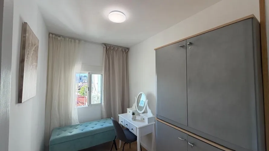 Apartamento de 1 dormitorio en Madrid, Spain No. 3225