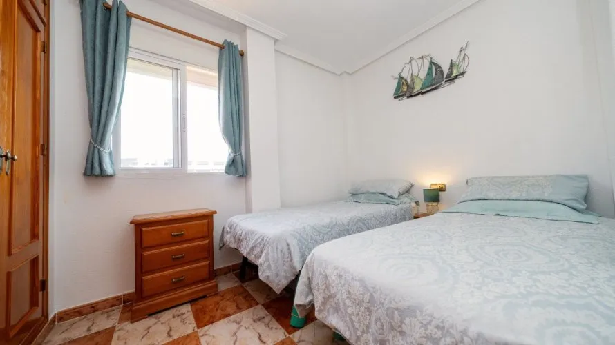 Villa de 96m² en La Zenia, Spain No. 3265 № 3