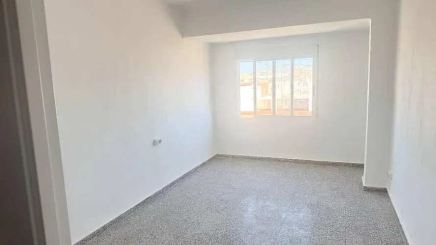 Apartamento de 2 dormitorios en Puerto De Sagunto, Spain No. 3192 № 8
