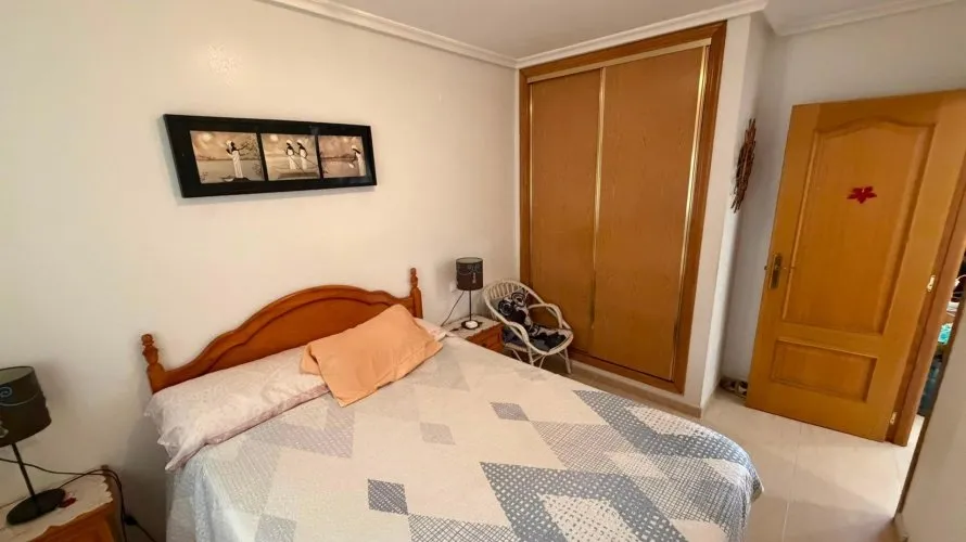 Apartamento de 1 dormitorio en Torrevieja, Spain No. 3228 № 3