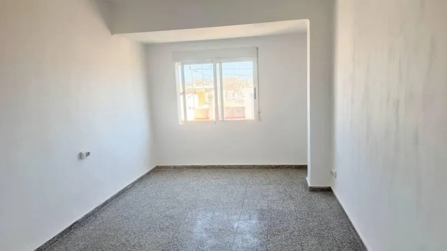 Apartamento de 2 dormitorios en Puerto De Sagunto, Spain No. 3192 № 18