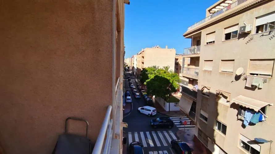 Apartamento de 2 dormitorios en Torrevieja, Spain No. 3293 № 3