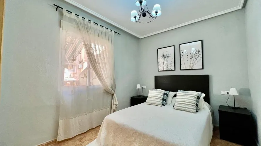 Apartamento de 1 dormitorio en Torrevieja, Spain No. 3210 № 12