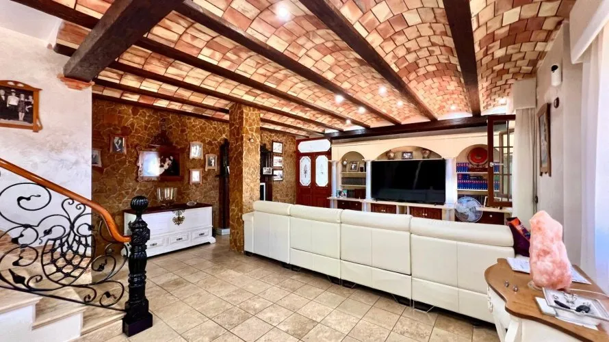 Villa de 4 dormitorios en Almoradí, Spain No. 3209 № 4