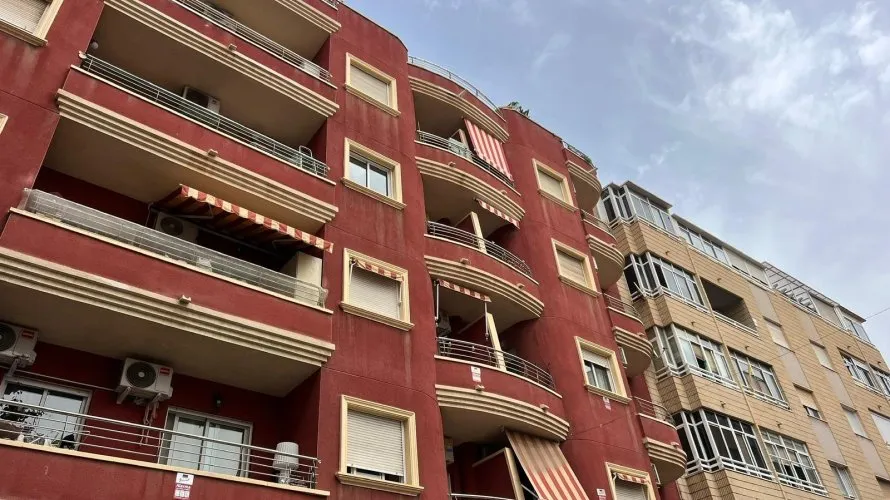 Apartamento de 2 dormitorios en Torrevieja, Spain No. 3153 № 14