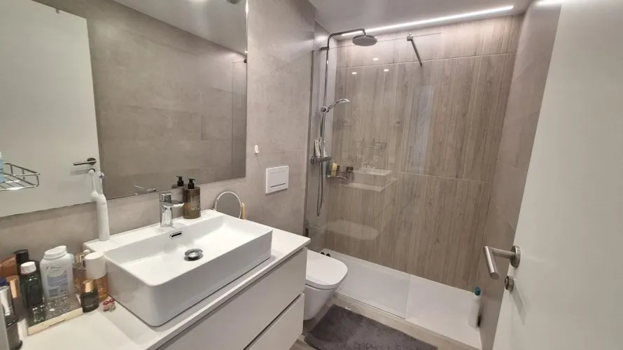 Apartamento de 2 dormitorios en San Juan, Spain No. 3252 № 8