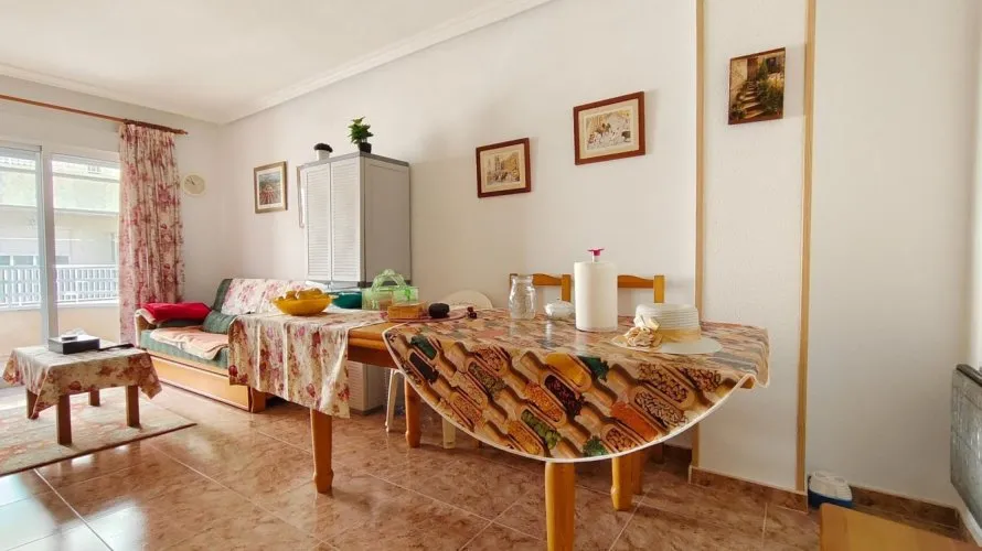 Apartamento de 2 dormitorios en Torrevieja, Spain No. 3293 № 17
