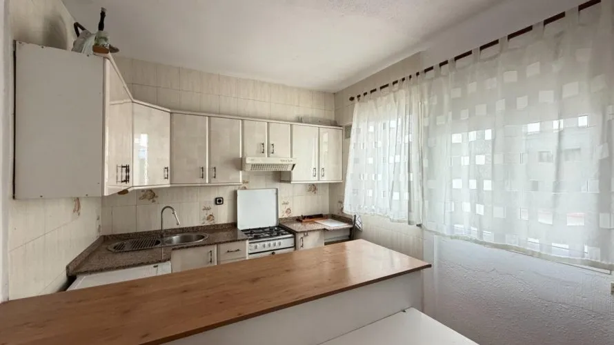 Apartamento de 3 dormitorios en Alicante, Spain No. 3250 № 23