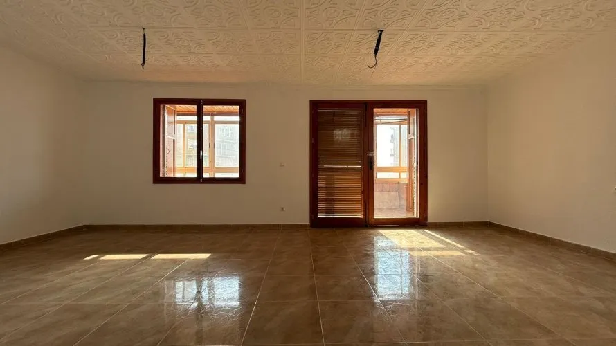 Apartamento de 3 dormitorios en Torrevieja, Spain No. 3060 № 22