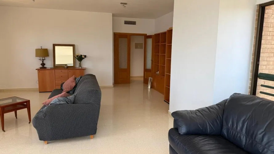 Apartamento de 3 dormitorios en Benidorm, Spain No. 3224 № 28