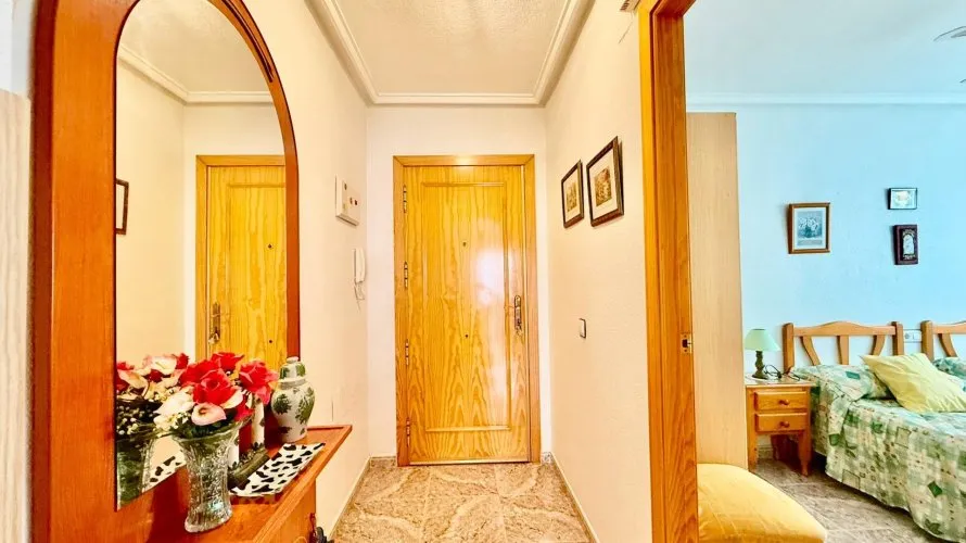 Apartamento de 2 dormitorios en Torrevieja, Spain No. 3068 № 9