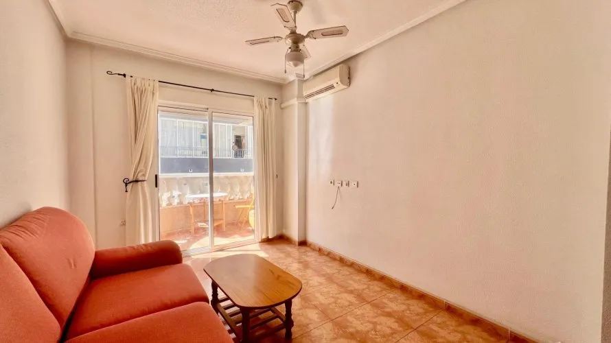 Apartamento de 1 dormitorio en Torrevieja, Spain No. 3193 № 26