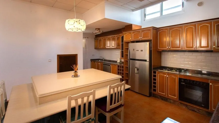 Villa de 180m² en Torrevieja, Spain No. 3165